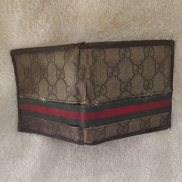 Gucci Accessories - Gucci Brown Wallet with Red and Green Stripe